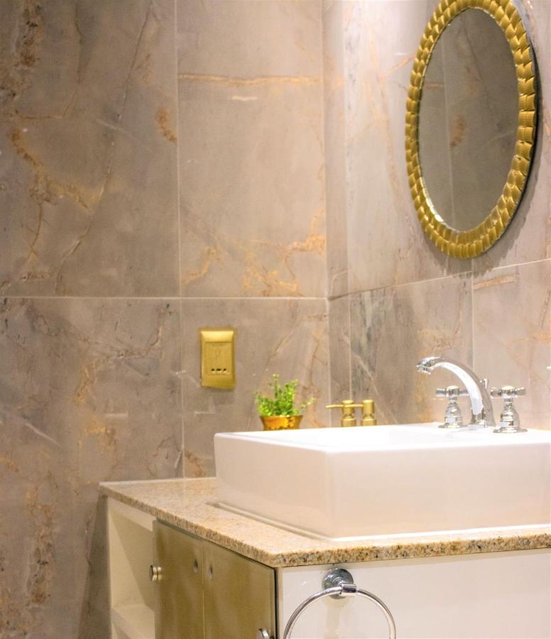 Apartment Luxury Apartment, Near V&a Waterfront And Cpt Stadium Cape Town