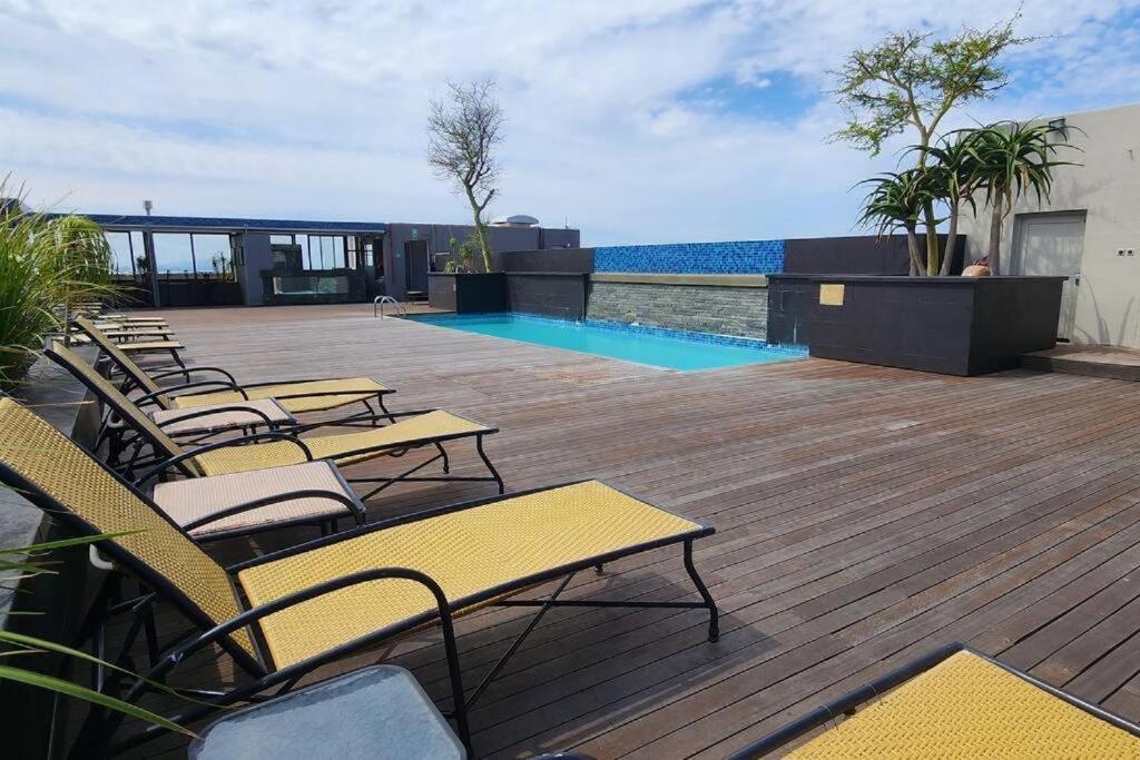 Luxury Apartment, Near V&a Waterfront And Cpt Stadium * Cape Town